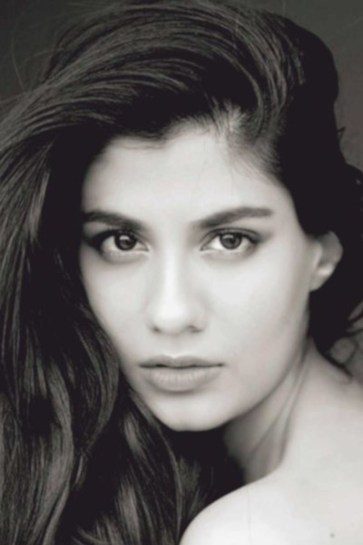  Movie Shreya Dhanwanthary Photos, Videos, Reviews