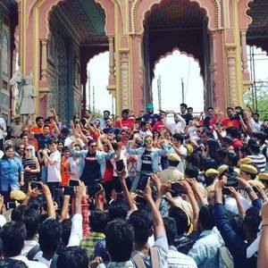 Varun Dhawan & ‪Jacqueline Fernandez ‬in Dishoom‬ mode at ‪‎Jaipur