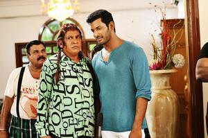 Kaththi Sandai Movie Stills | Vishal, Tamannaah, Soori