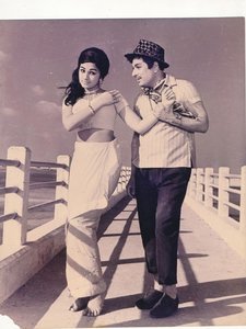 Rickshawkaran Movie Stills | MGR, Manjula Vijayakumar