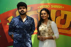Take a look at the movie launch stills of Tamil movie Pistha. Actor Shirish of METRO fame is all set to star in a rural based comedy script. This is also Music Director Dharan's 25th movie.