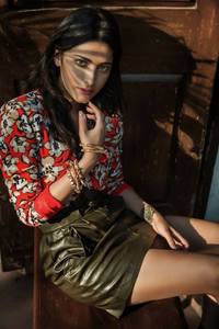 Actress Shruti Haasan latest photos.