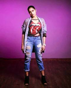 Regina Cassandra Recent Stills.