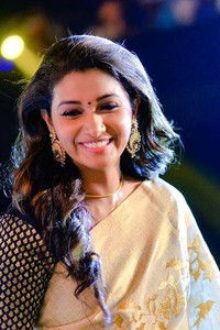 Actress Priya Bhavani Shankar SIzzling Stills.