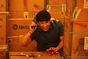 Ivanukku Engaiyo Macham Irukku Exclusive Images.
