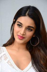 Nidhhi Agerwal Beautiful Pics.