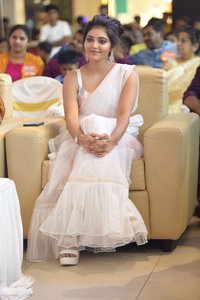 Latest Images Of Athulya Ravi.