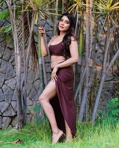 Gorgeous Stills of Sakshi Agarwal!
