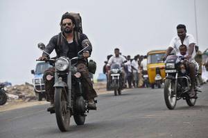 Irudhi Suttru / Saala Khadoos Movie Stills | Madhavan