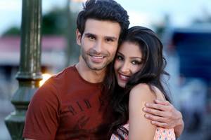Girish Kumar and Navneet Kaur Dhillon Stills from Loveshhuda